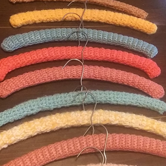 Hand made wooden garment hangers - Picture 3 of 4